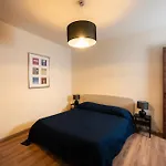 Domus Acaja 아파트