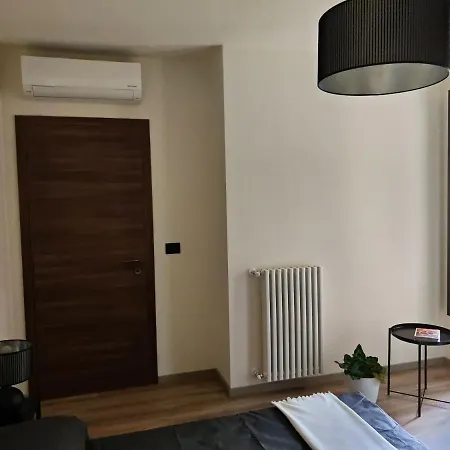 Domus Acaja Apartment Pinerolo