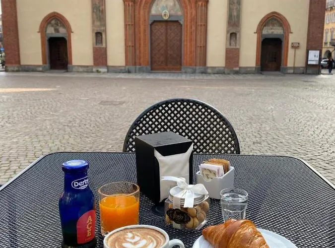 Domus Acaja * Pinerolo